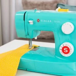 Singer Simple 3223-Nähmaschine Türkis -Nähzubehör Verkäufe 2024 0dbdb84968c008229b046adb28441ad13d4cf10b 130750 3