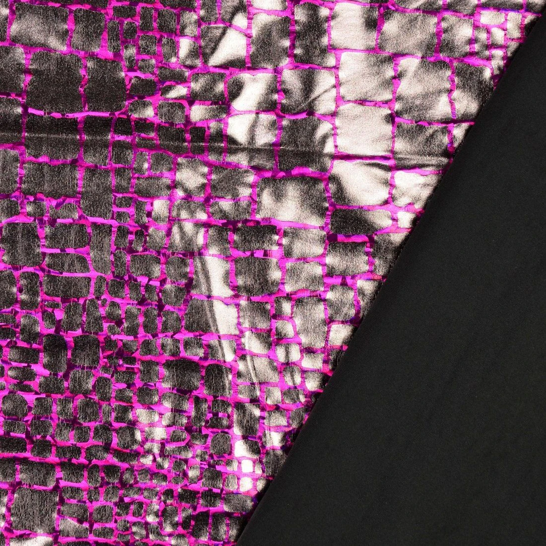 Glänzender Jersey-Stoff Crackle-Effekt Rosa 3 Glänzender Jersey-Stoff Crackle-Effekt Rosa – Bild 3