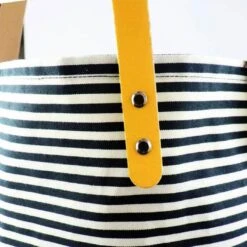 Miyako Anschraubbare Taschengriffe Schwarz -Nähzubehör Verkäufe 2024 1af31b532838eb8d9b60e7cff372e0fe40638b66 235816 4