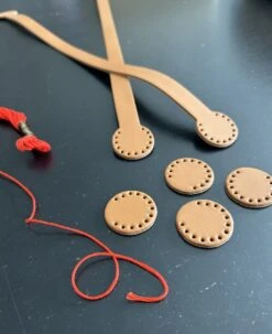 2 Lederriemen 45 Cm + 4 Schwarze Verstärkungen - Miyako -Nähzubehör Verkäufe 2024 1e24e721b353f7a9e99cf59c85ad13edc4d2cdbd 314233 03