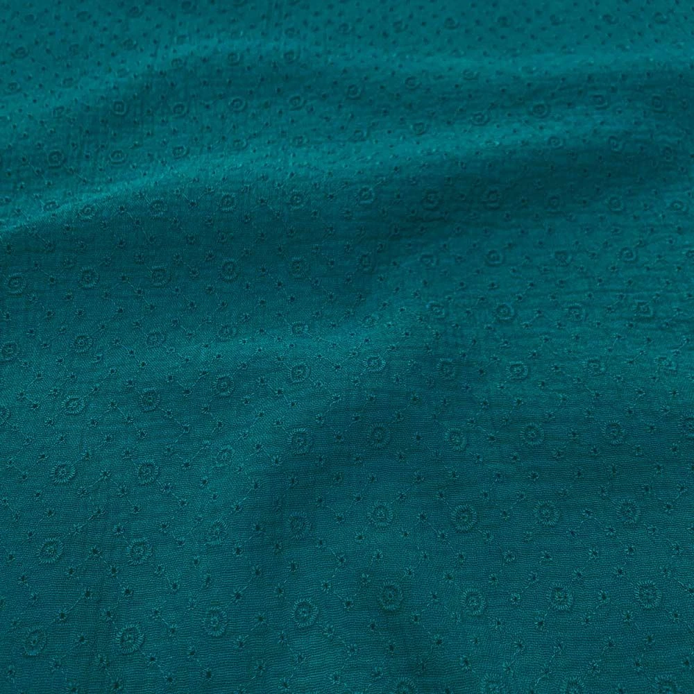 Musselin Blumenstickerei Blau 1 Musselin Blumenstickerei Blau